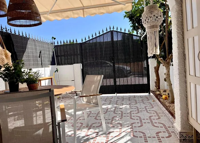 Casa Naranja